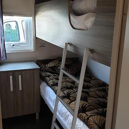 Campsite Mobil 6-8 Places Parcelle 4 Climatise *