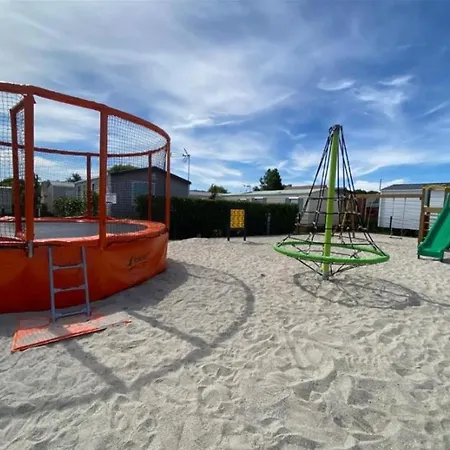 Kemp Mobil 6-8 Places Parcelle 4 Climatise