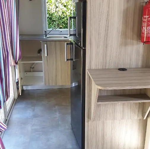 Mobil 6-8 Places Parcelle 4 Climatise Kamp alanı *