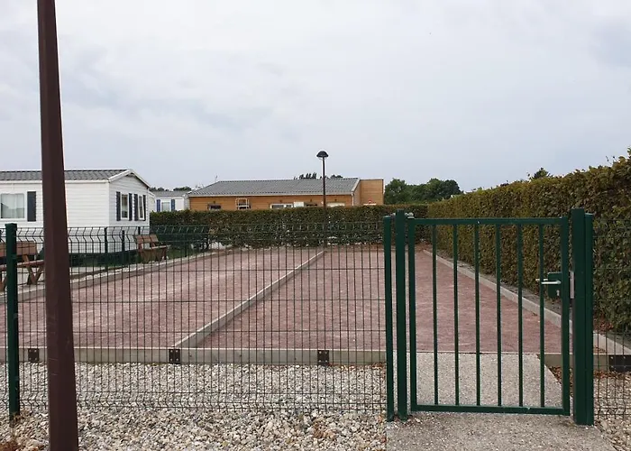 Mobil 6-8 Places Parcelle 4 Climatise